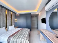 Teker Luxury Hotel - Pools