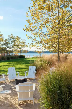 Silver Sands Motel & Beach Bungalows Отели в г. Пеконик