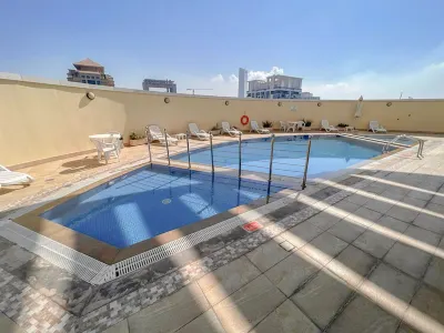 Cosmos Living Cozy Studio Near Dubai Marina Hotels in Dubai