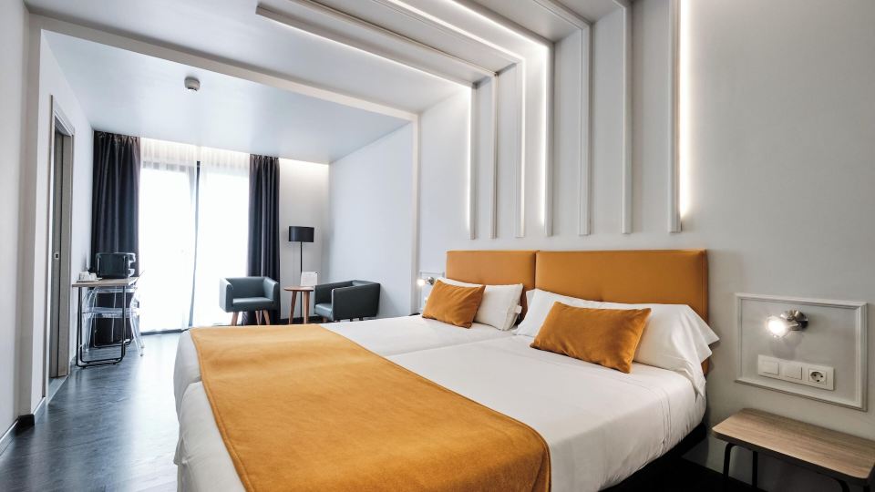 Hotel Lux Santiago