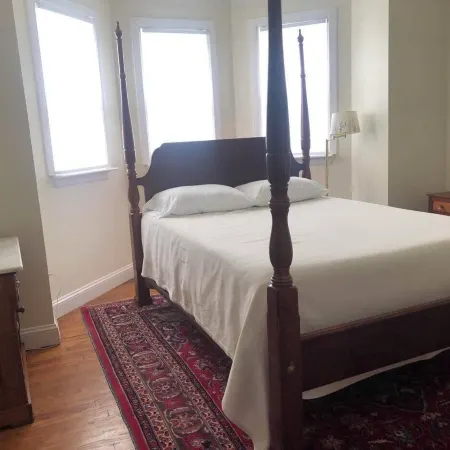 Cannon Hill Inn