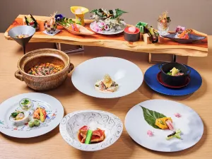 Atami Izusan Karaku