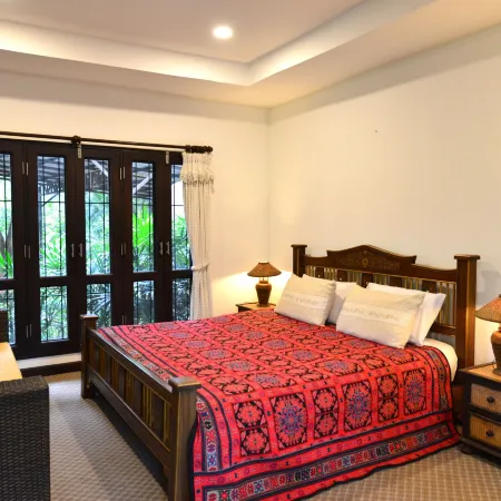 Baan Nai Soi Homestay