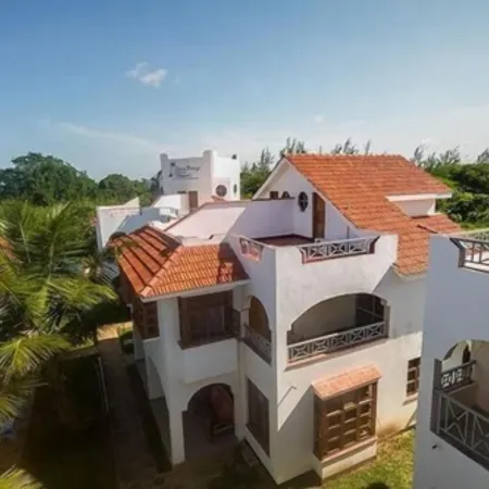 Diani Breeze Villas