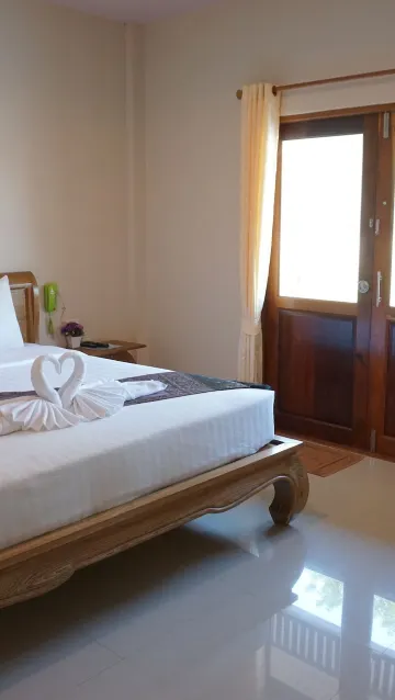 ห้องซูพีเรียร์ เตียงใหญ่ 1 เตียง