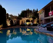 A Vista Villa Couples Retreat - Rooftop Pools