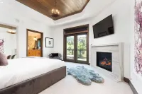 The Ultimate Summertime Luxury Penthouse Retreat in Snowmass Base Village!