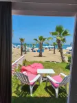 Paradise Inn Beach Resort - Romantic