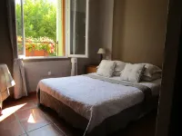 Hotel Restaurant l'Escapade Hotels in Bedoin