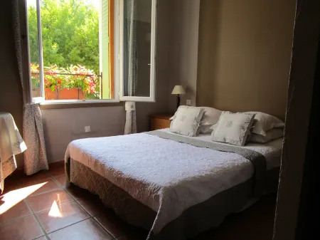 Hotel Restaurant l'Escapade Отели в г. Пьерлонг