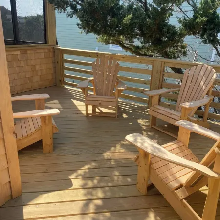 Enjoy Easy Access To The Ocean Less Than 100 Yards Away!!