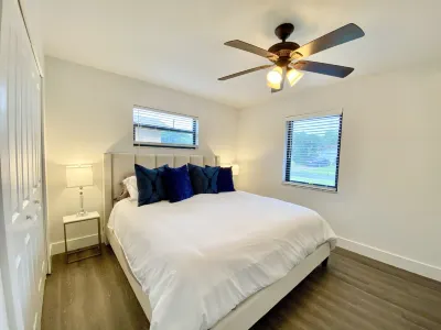Impeccable 3 BR Beach Home Near Famed Atlantic Ave