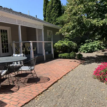 Oakway Blissful Abode, Walk to Autzen Stadium