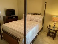 Delightful Home with Golf Cart and Enclosed Lanai - Cozy Haven