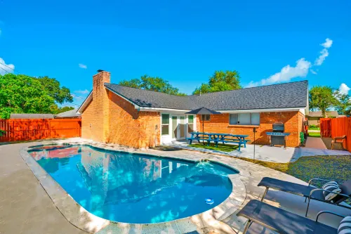 Pool Oasis and Cozy Fireplace with Modern Amenities - Stunning Retreat