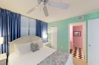 Sunrise Suites - Catalina Suite 311
