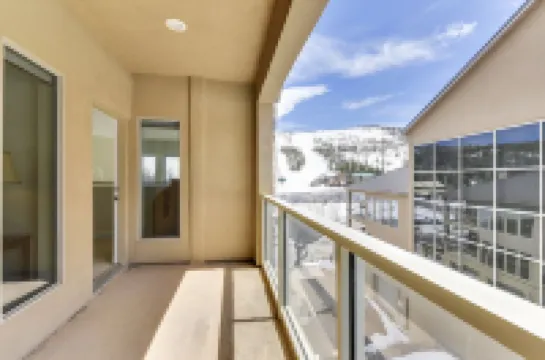 Scenic Views and Cozy Comfort - Charming Mountain Retreat