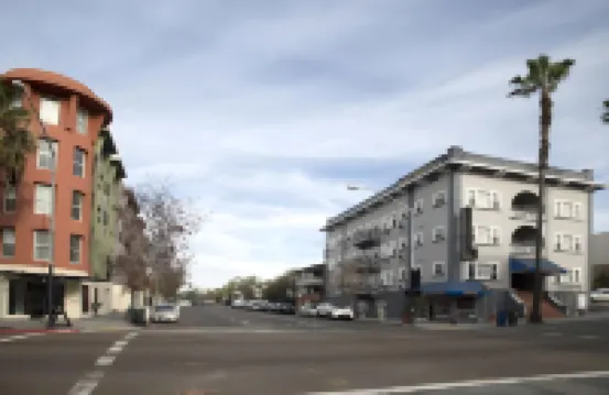 海景及套房酒店