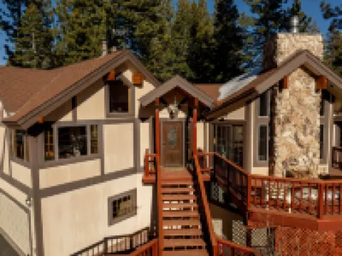 Charming Lake View Escape with Game Room and Cozy Fireplace - Spacious Retreat