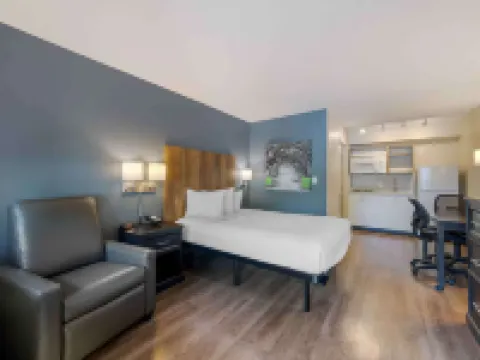เอ็กซ์เทนเด็ดสเตย์ อเมริกา สวีท สนามบินไมอามี โดราล โรงแรมในดอรัล