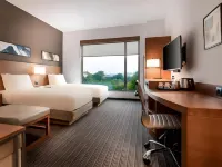 Hyatt Place Gurgaon Udyog Vihar Hotels near Gurgaon Railway Station