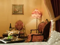 Maire Hotel Các khách sạn gần Đại lộ Teheran