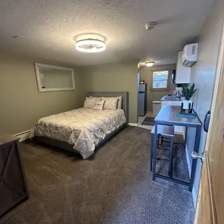 Beautiful Studio Suite #4