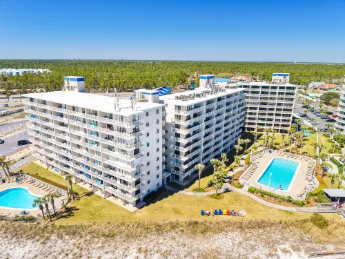 Breathtaking Gulf Views and Direct Beach Access - Spacious Coastal Haven