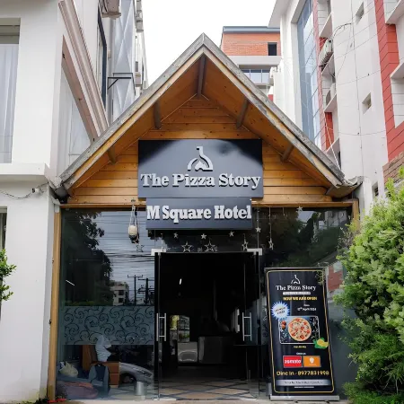 M Square Hotel Отели рядом с достопримечательностью «Конгресс-центр Cyber»