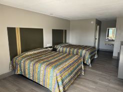 Nola Inn & Suites