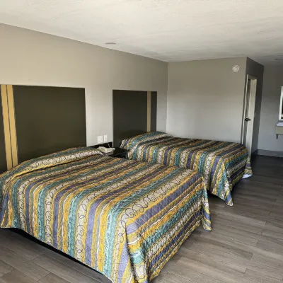 Nola Inn & Suites Hotels near Rome Park