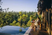 Blancaneaux Lodge by Francis Ford Coppola