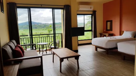 Baan Sakuna Hotel