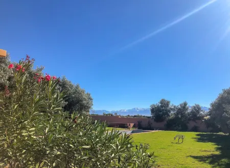 Villa Kristy Отели в г. Тамелют