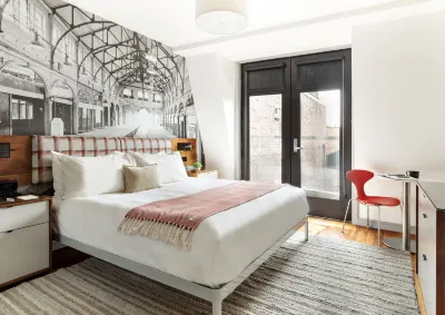 더 레볼루션 호텔 Museum of Bad Art 주변 호텔