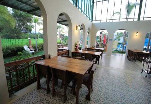 IP Plus Resort - Chanthaburi 외관