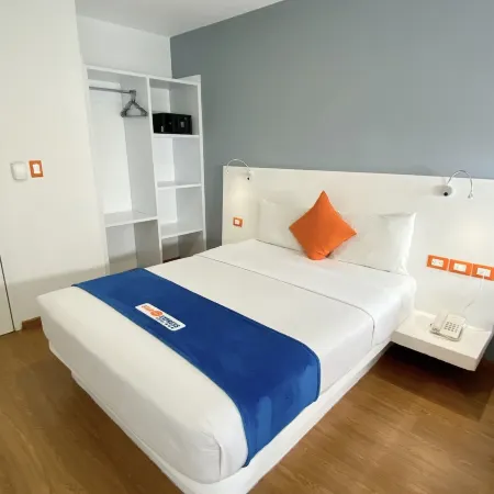 Hotel Star Express Puebla - Central Capu