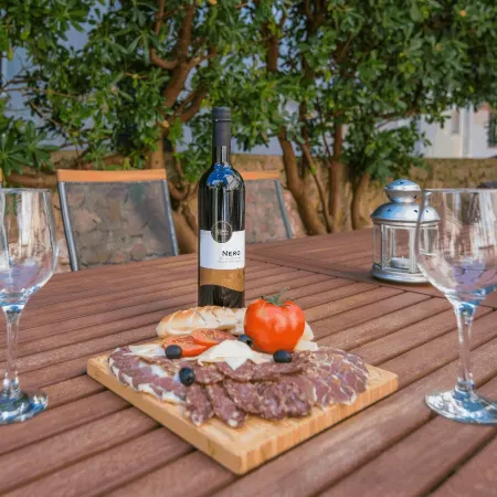 Apartments Bobeta Hotels in Vir