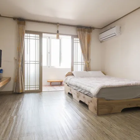 On the Stone Guesthouse 2 - Hostel