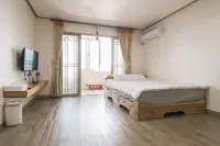 On the Stone Guesthouse 2 - Hostel