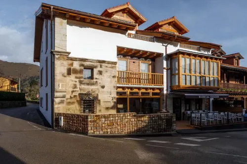 Posada Rural Fuente Juliana Các khách sạn ở Valdaliga