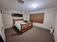 เอเมอรัลด์กรีนวิลเลจ