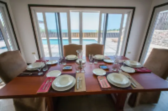 Turtles Nest Villa Hotels in Treasure Beach