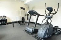 Baymont by Wyndham Clarksville - Gym