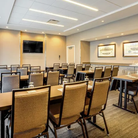 Hampton Inn Boston/Waltham
