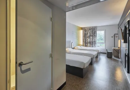 B&B Hotel Ouistreham Отели в г. Уистреам