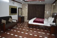 Hotel Fare Field Homes