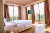 Ari Grand Hotel & Spa Hotels in Vilamendhoo