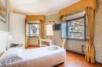 Hotel le Palme Hotels in der Nähe von Li.Ma. Di Righi Maurizio E C. S.A.S.