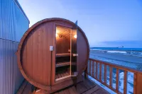Okhotsk Ocean Villa Al Mare Mombetsu Hotels in Mombetsu